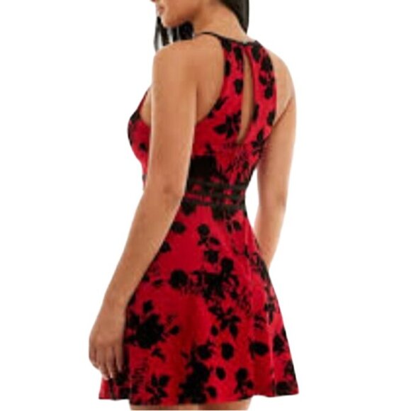 NEW Speechless Juniors Illusion Neckline Mini Fit & Flare Mini Dress Red Size 13 - Picture 2 of 13
